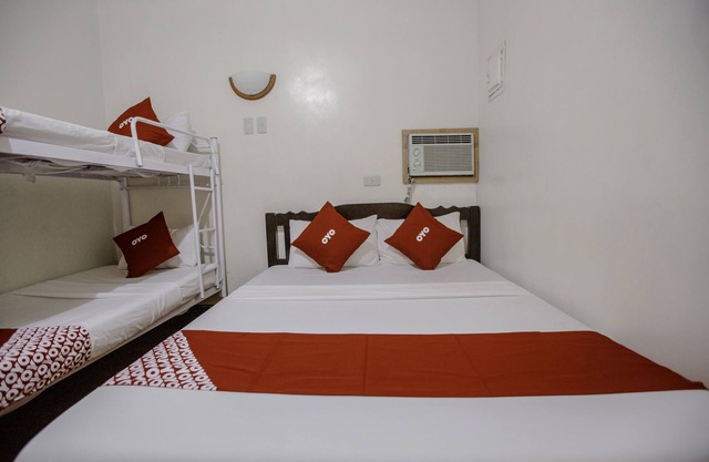OYO 741 Sierra Travellers Inns