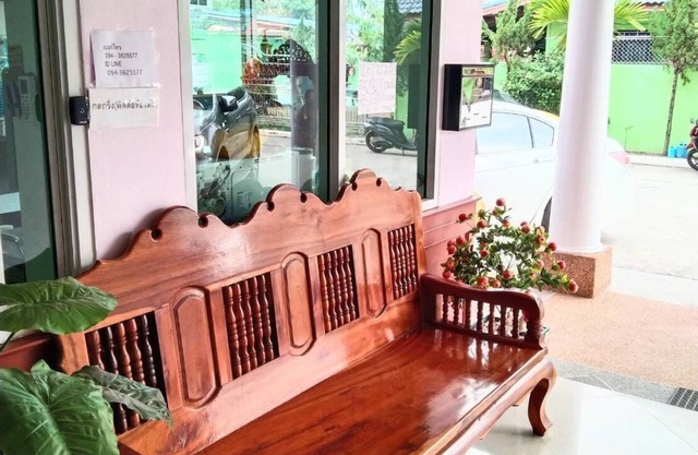OYO 75399 Choktipparat Place
