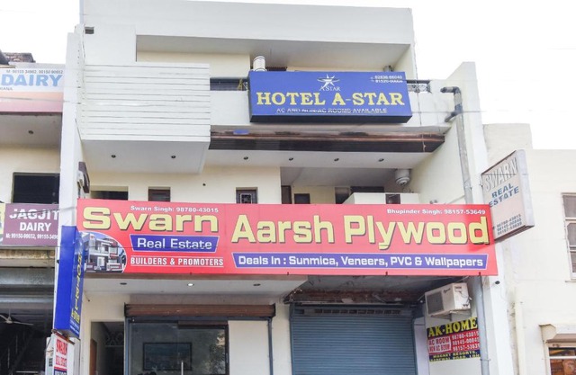 OYO 76193 Hotel A Star