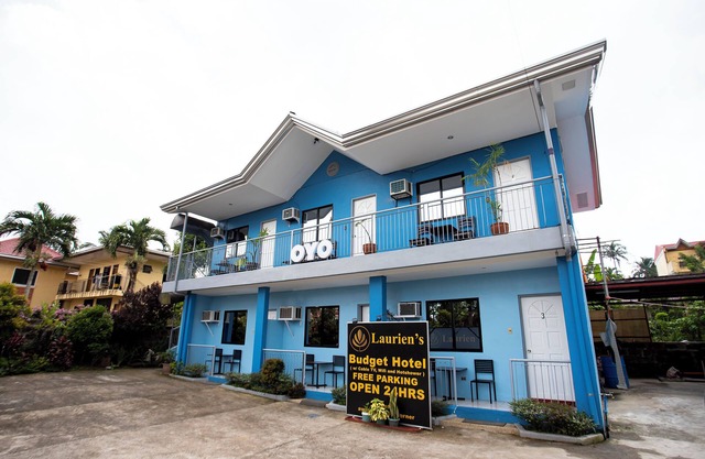 OYO 814 Laurien's Budget Hotel