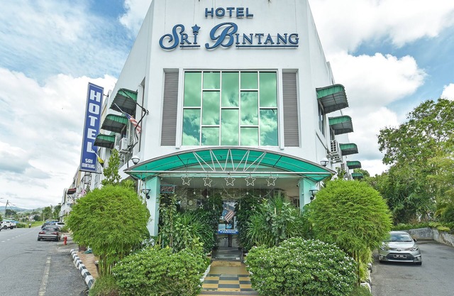 OYO 89845 Hotel Sri Bintang