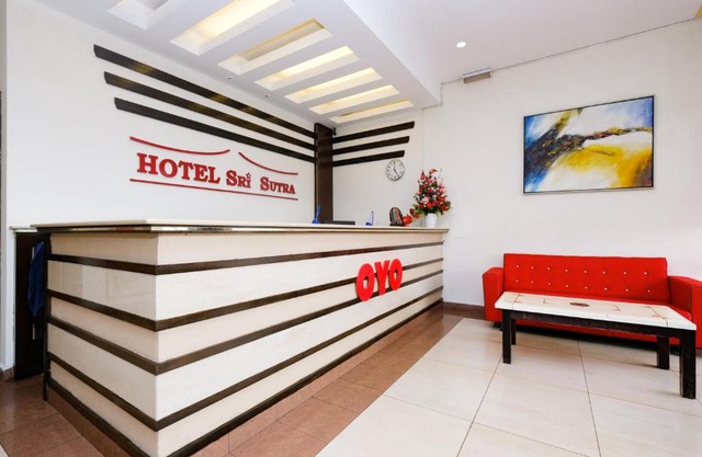 OYO 89968 Sri Sutra Hotel