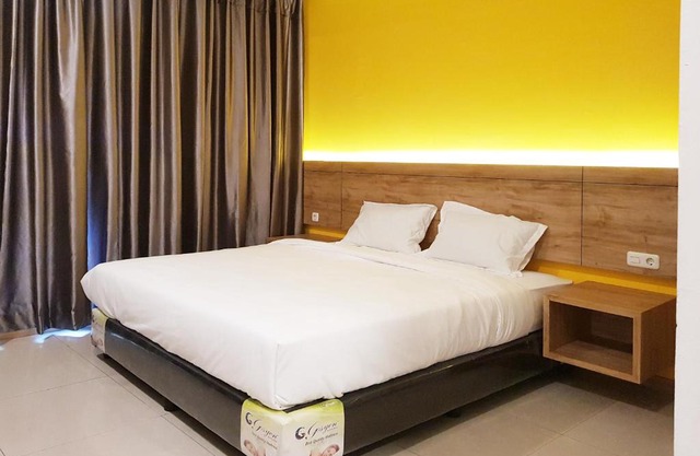 OYO 90015 Platinum Guest House