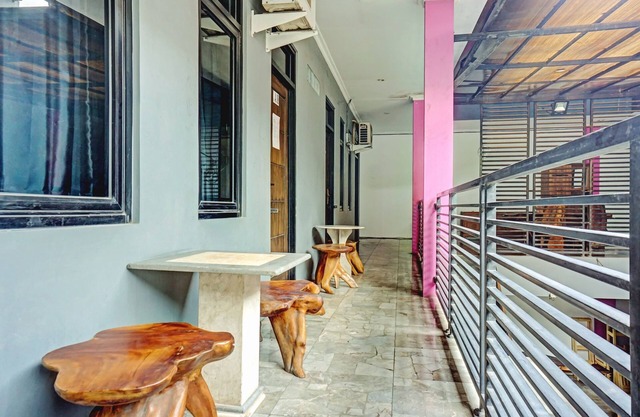 OYO 90187 Puri Allisa Syariah