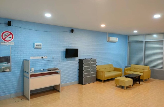 OYO 90275 Meow Homestay