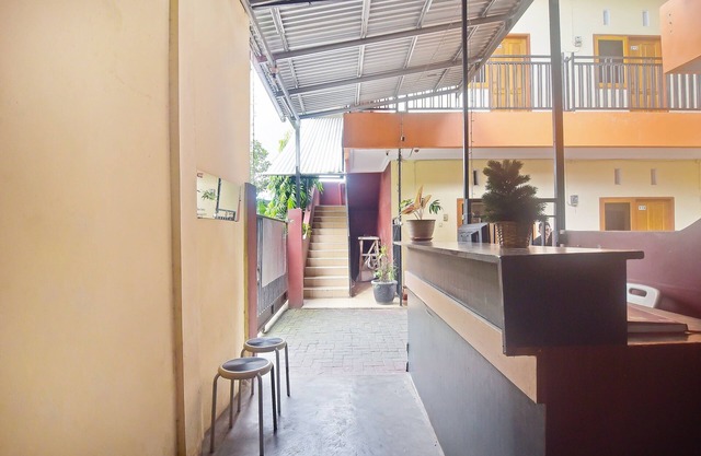 OYO 90463 A2b Guesthouse