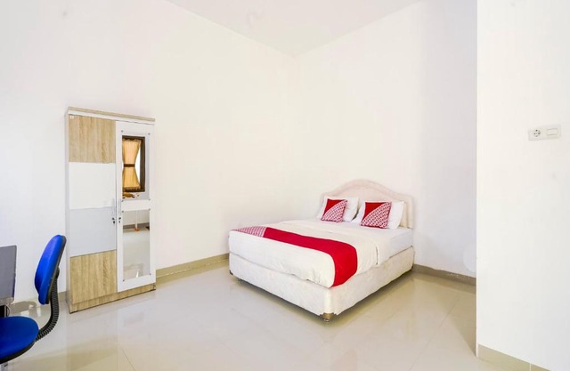 OYO 90595 Ferezsa Kost Syariah