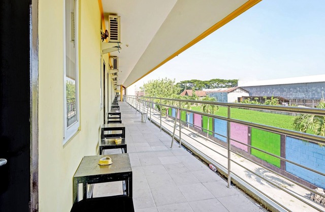OYO 90622 Hotel Galaksi