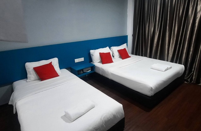 OYO 90724 Rg Hotel