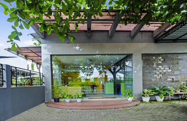 OYO 90863 Omah Kost Syariah