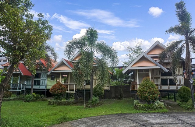 OYO 90923 Makassar Cottage