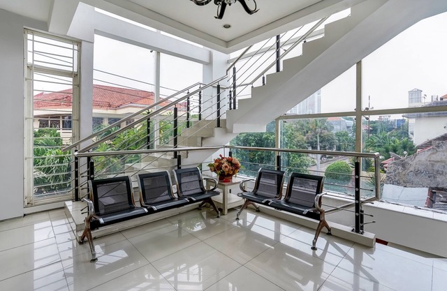 OYO 90935 Rumah Kost Metroliving