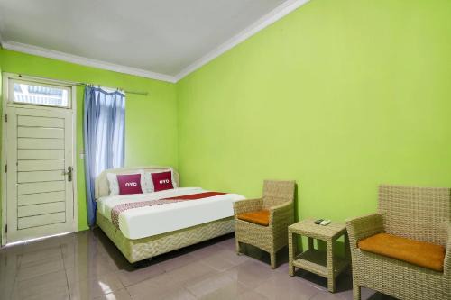 OYO 91005 Cottage Putra Mutun Beach