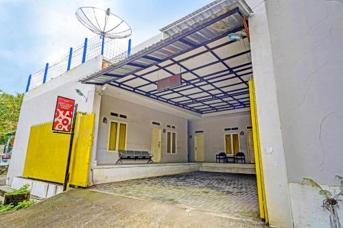 OYO 91329 Guest House Le-banon Syariah
