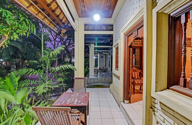 OYO 91503 Hotel Gedong Ayu
