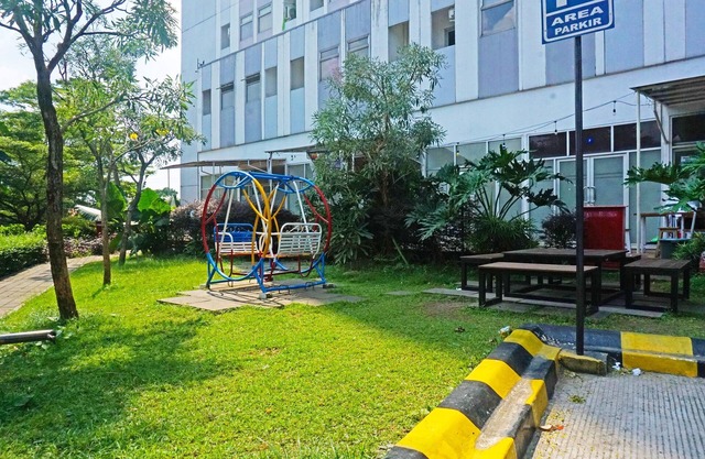 OYO 91593 San San Rooms Apartment Gunung Putri Square
