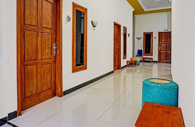 OYO 91599 Penginapan Mutiara Madiun