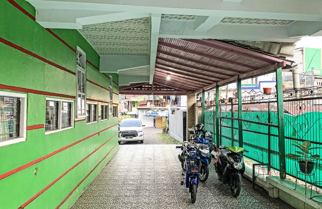 OYO 91757 Surya HotelNearTaman Anggrek Pkk Watansoppeng