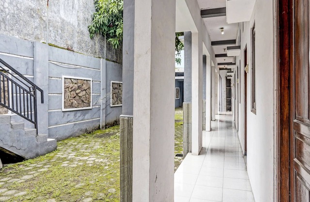 OYO 92086 Fun Guesthouse Syariah