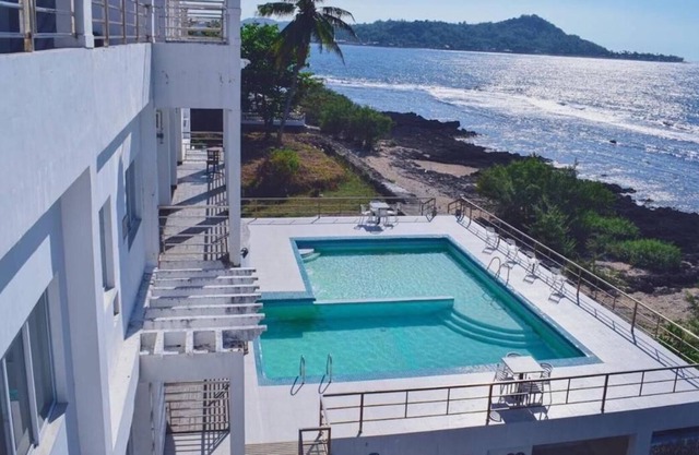 OYO 921 Sorrento Hotel And Resort