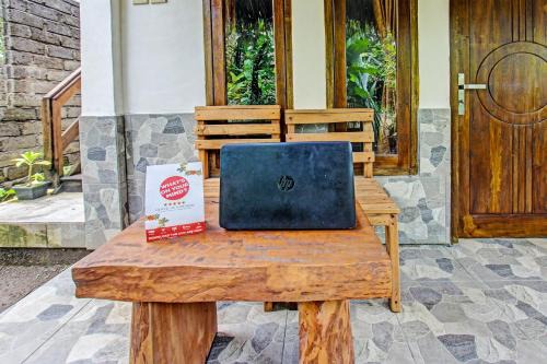 OYO 92275 Tastura Homestay