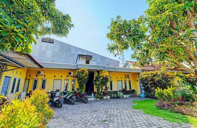 OYO 92519 Pondok Koesnita