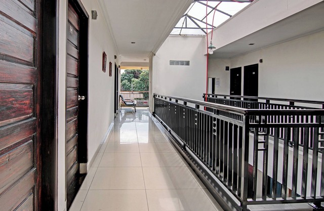 OYO 92530 Rosela House Syariah