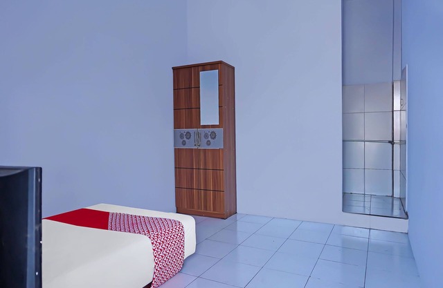 OYO 92704 Pondok Bunga Lily