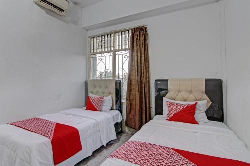 OYO 92746 Wisma 35NearTaman Wisata Polong Jopang