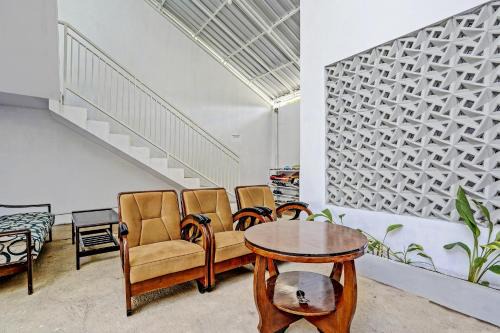 OYO 92817 Niza Guesthouse Syariah
