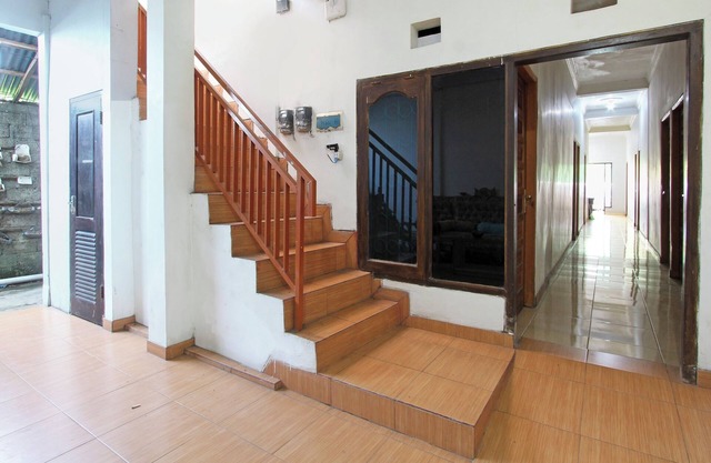 OYO 92821 Wisma Zahira 2 Syariah