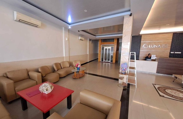 OYO 92944 Luna Guest House
