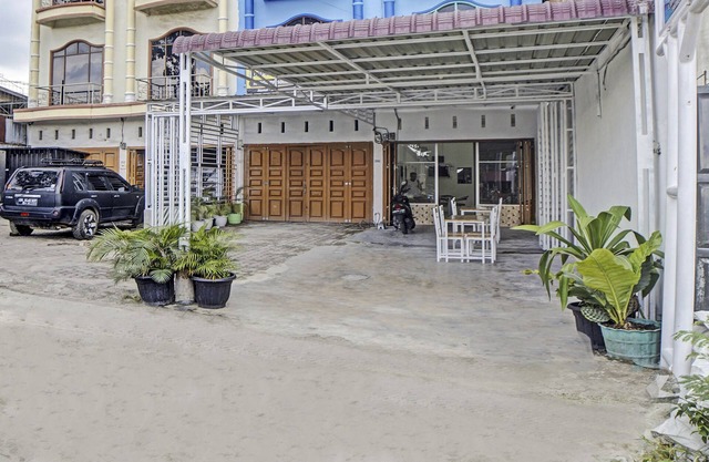 OYO 92950 Orien Guesthouse