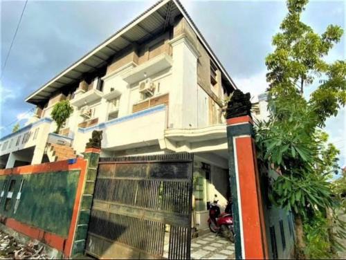 OYO 93074 Wisma Aliyah Near Sidrap