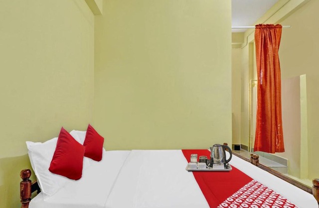 OYO 93077 Anna Rooms Ac & Non Ac