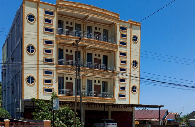 OYO 93175 Wisma Syariah Dian Near Pare-pare