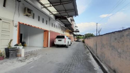 OYO 93402 Family Homestay Syariah