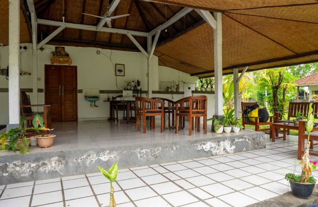 OYO 93604 Hepi Bungalow Lovina