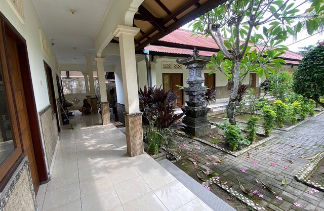 OYO 93657 Puri Batu Bolong