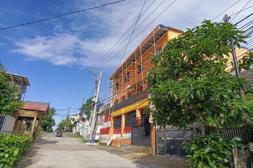 OYO 93664 Homestay Purirano
