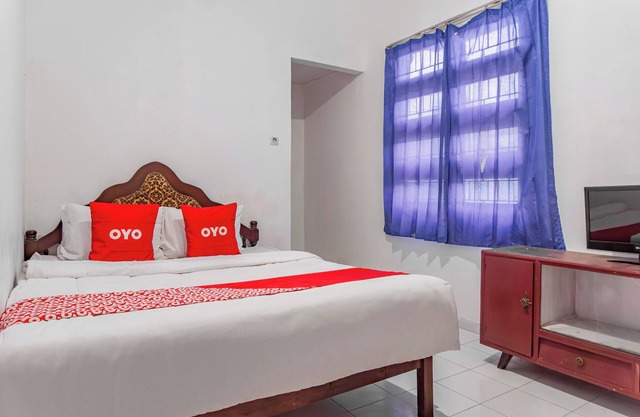 OYO 93902 Guest House Pahlawan Syariah
