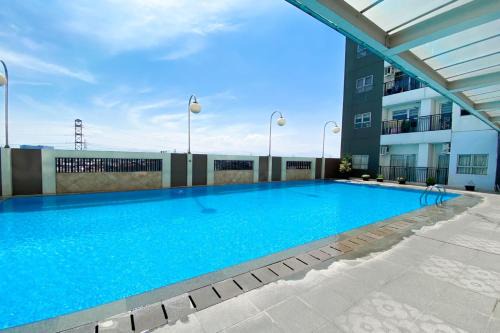 OYO 93940 Apartemen Mekarwangi Square By Lina