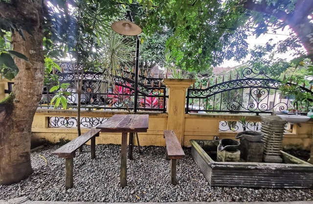 OYO 94061 Bungas Guesthouse Syariah