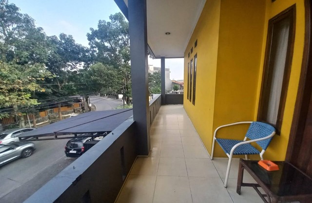 OYO 94102 Kuningan Guest House Syariah