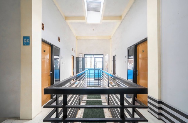 OYO 94148 Forzando Hotel