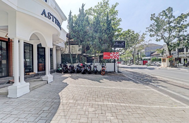 OYO 94726 Asteria Talaga Bodas