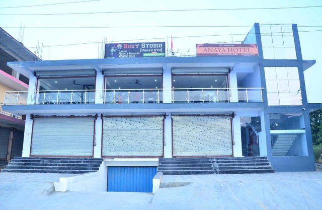 OYO 70018 Anaya Hotel