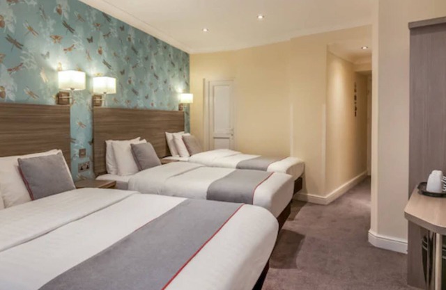 OYO Bakers Hotel London Victoria