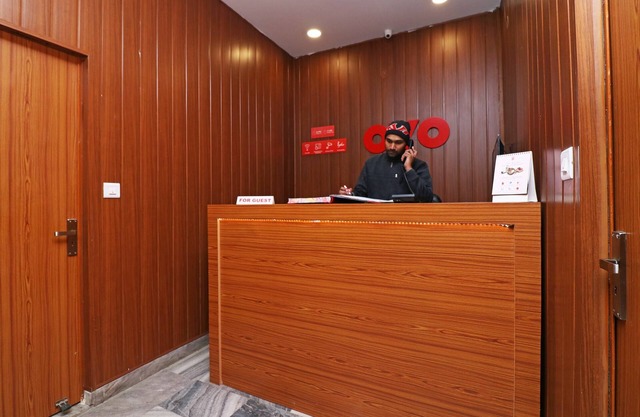 OYO Flagship 23709 Hotel Meerut International