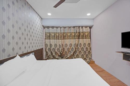 OYO Flagship Hotel Happy Inn